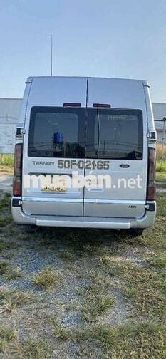 Ford Transit 2022 16 chỗ Bạc