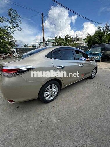 Toyota Vios 2018 Vàng cát