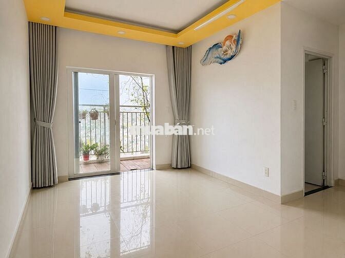 CHO THUÊ CĂN HỘ ORIENTAL PLAZA 81M² 2PN 2WC NHÀ TRỐNG 12,5 TRIỆU/THÁNG