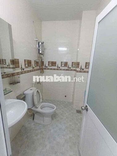 CHO THUÊ NHÀ MẶT TIỀN NGAY CHỢ BẮC NINH - VINCOM THỦ ĐỨC 2PN 2WC Ở+VP