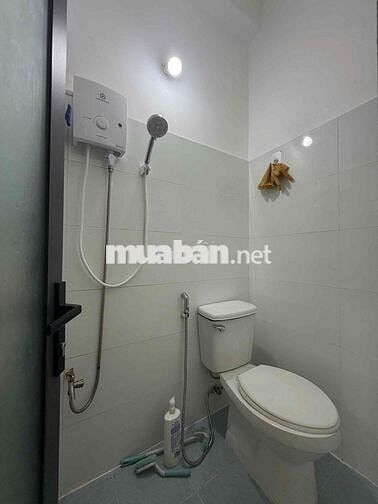 1 PHÒNG NGỦ-BANCOL -Ngay Tân Sơn Nhì-Gần etown Cộng Hoà