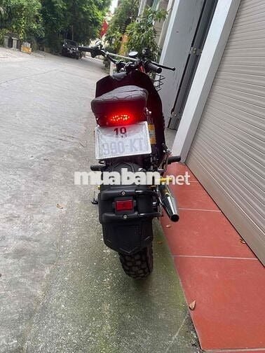 Honda Cub độ màu Đen
