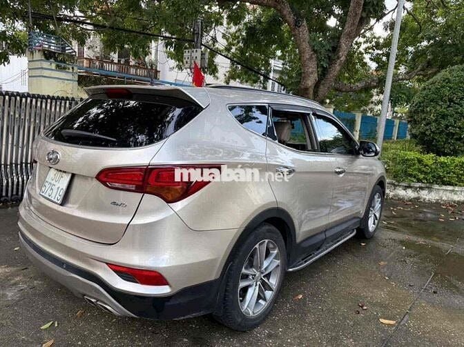 Hyundai SantaFe 2018 Full xăng đặc biệt Vàng cát