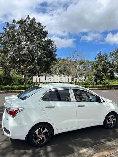 Hyundai i10 Sedan Base 2017 Số sàn Trắng