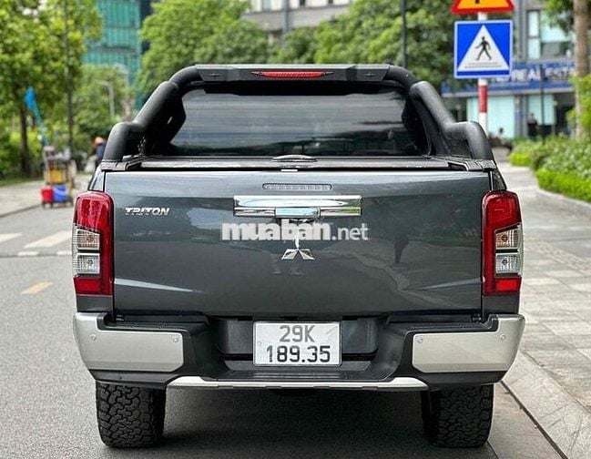 Mitsubishi Triton Mivec Premium 2021 Tự động Xám