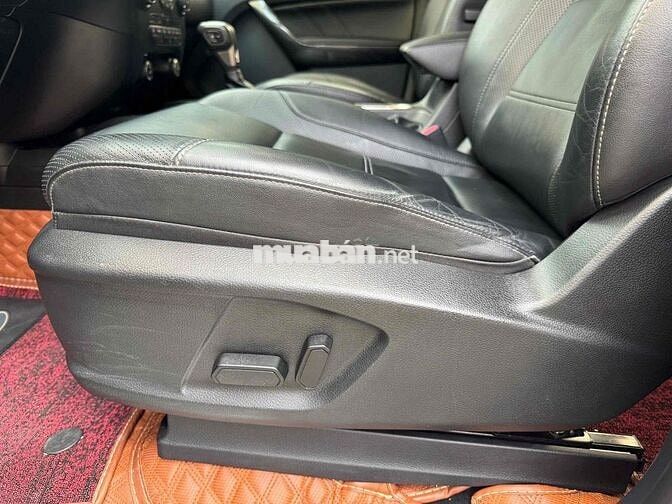 Ford Everest Titanium 1 cầu 2020 Nâu