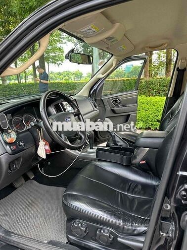 Ford Escape XLS 2011 2.3 Đen 160.000 km