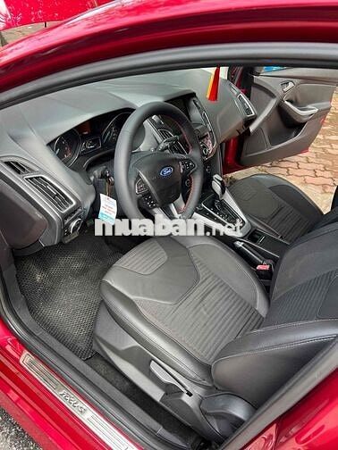 Ford Focus 2017 Đỏ