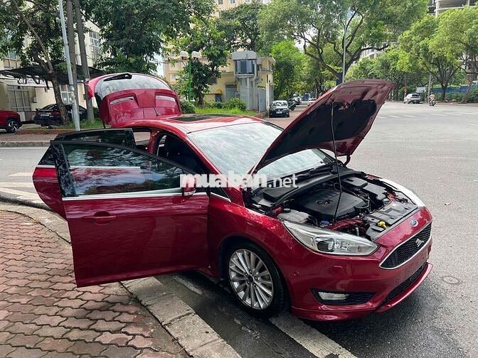 Ford Focus 2017 Đỏ