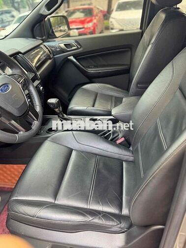 Ford Everest Titanium 1 cầu 2020 Nâu