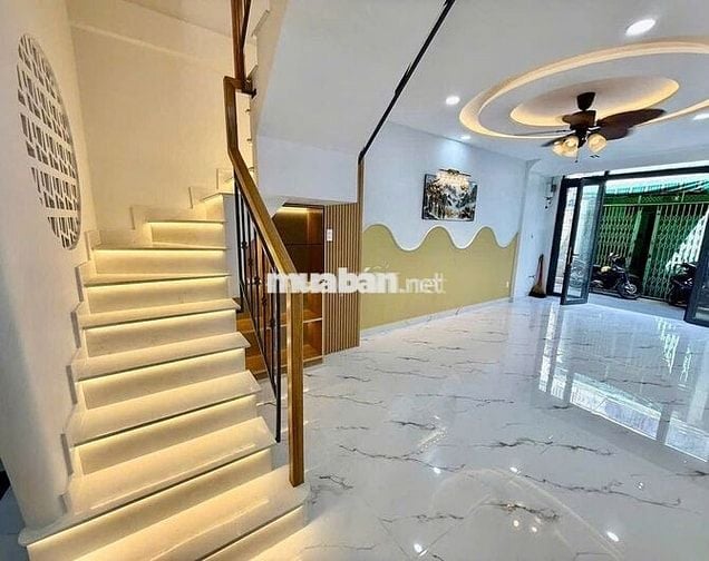án nhà mới Lê Hồng Phong, Quận 5 - Nội thất đẹp xách vali vào ở ngay
