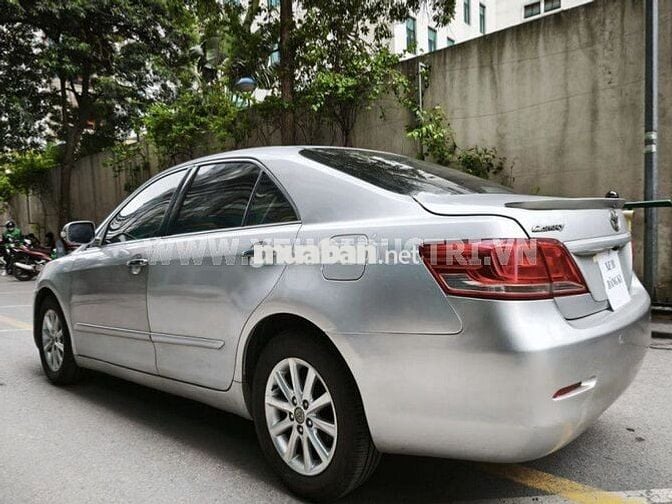 Toyota Camry 2.0E 2011