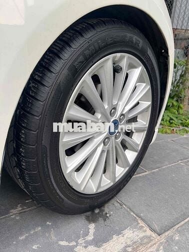 Ford Focus S 2016 Trắng Tự động
