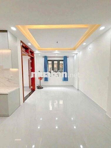 CHO THUÊ NHÀ 4 TẦNG GÓC 2 MT NGUYỄN THỊ THẬP GIÁ 18tr/th