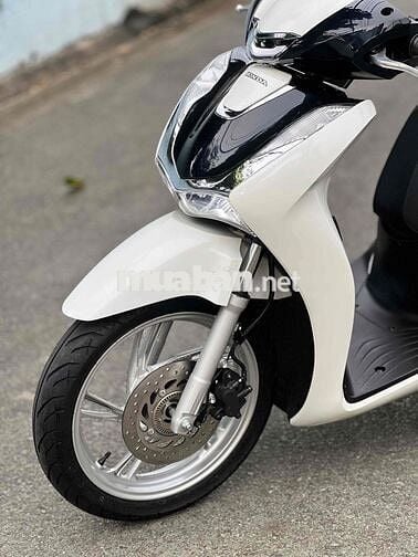 Honda SHVN 160cc ABS Trắng Đen 2025