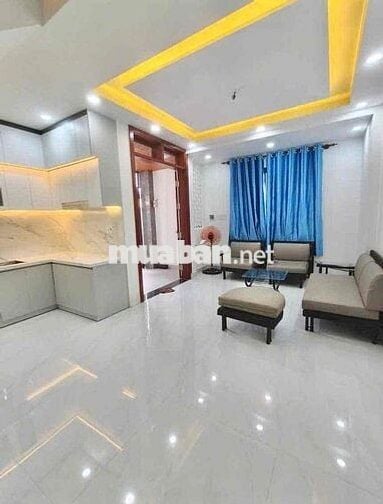 CHO THUÊ NHÀ 4 TẦNG GÓC 2 MT NGUYỄN THỊ THẬP GIÁ 18tr/th