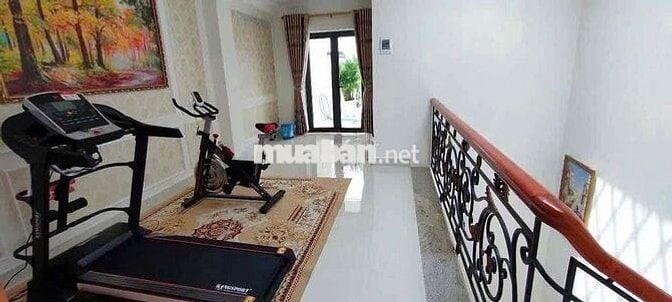 Nhà 1 Trệt 3 Lầu 5PN 5x18m Mặt Tiền Đường Số KDC Phạm Hữu Lầu Q.7