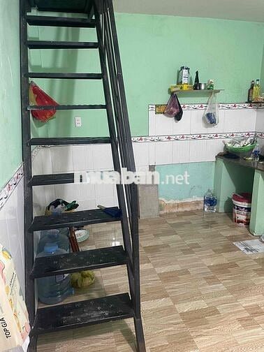 Cần tiền bán gấp căn nhà cấp 4
