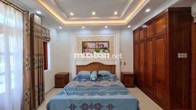 Nhà 1 Trệt 3 Lầu 5PN 5x18m Mặt Tiền Đường Số KDC Phạm Hữu Lầu Q.7