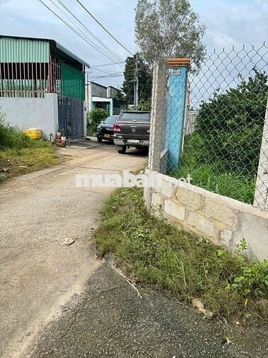 Chủ ngộp cần tiền bán gấp lô đất cách 100m đường lớn Hương Lộ 15 đang