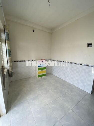 PHÒNG TRỌ BAN CÔNG  & CỬA SỔ THOÁNG MÁT - NGAY eTOWN CỘNG HÒA