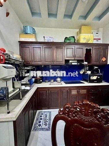 Nhà full nội thất, trệt, 2 lầu, 4pn, sát Gò Vấp 