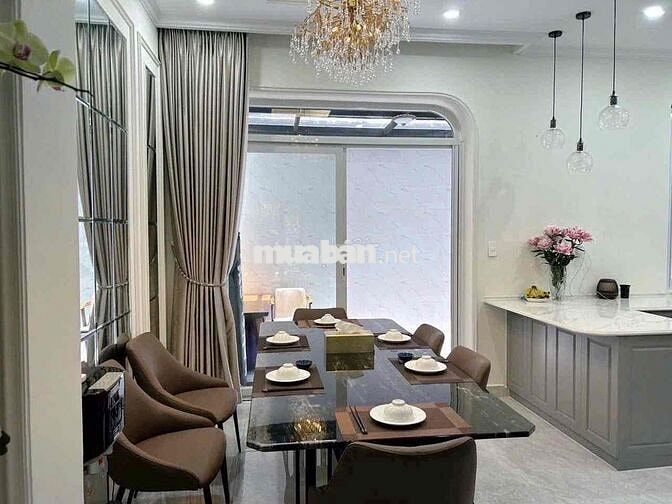 CHO THUÊ BIỆT THỰ PHÚ MỸ HƯNG – FULL NỘI THẤT 4PN+4WC 65 TRIỆU