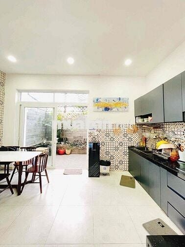 cho thuê nhà nguyên căn hẻm thạnh xuân 25, diện tích 80m2