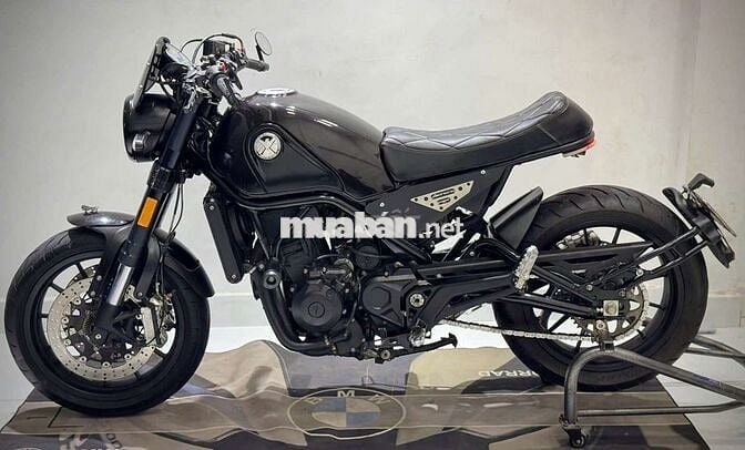 Benelli Leo500 ABS Cafe Racer