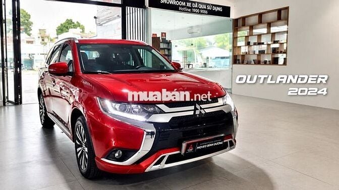 Mitsubishi Outlander CVT 2024 Đỏ 7 chỗ