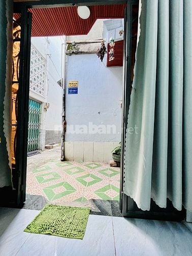 SIÊU VIP CHÍNH CHỦ BÁN NHÀ SHR CÔNG NHẬN 100% CÔNG CHỨNG SANG TÊN NGAY