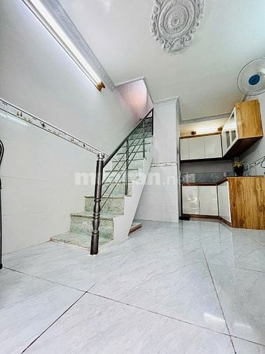 SIÊU VIP CHÍNH CHỦ BÁN NHÀ SHR CÔNG NHẬN 100% CÔNG CHỨNG SANG TÊN NGAY