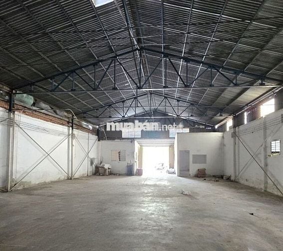 CHO THUÊ KHO,XƯỞNG 300M² GIÁ 25TR/T, Đ XE CÔNG 40F NGAY KCN TÂN BÌNH