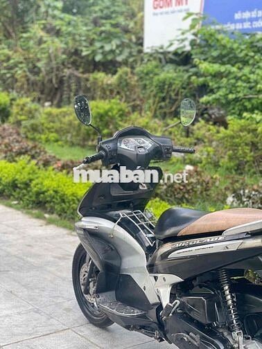 Honda Air Blade Đen tiết kiệm xăng