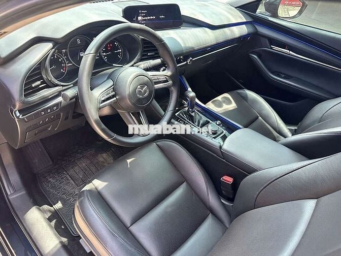 Mazda 3 2025 Luxury 1.5L,màu xanh,12.000 km