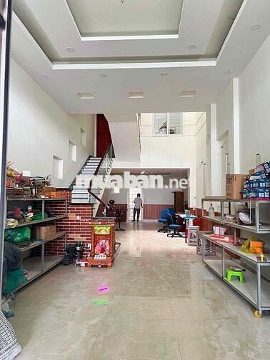 Cho Thuê Nhà Mặt Tiền Nguyễn Ảnh Thủ Bà Điểm Hóc Mon
