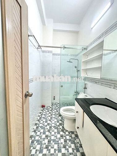 Nhà Lê Văn Quới [4x14, 3 lầu, 4pn, 4toilet] 12tr/tháng