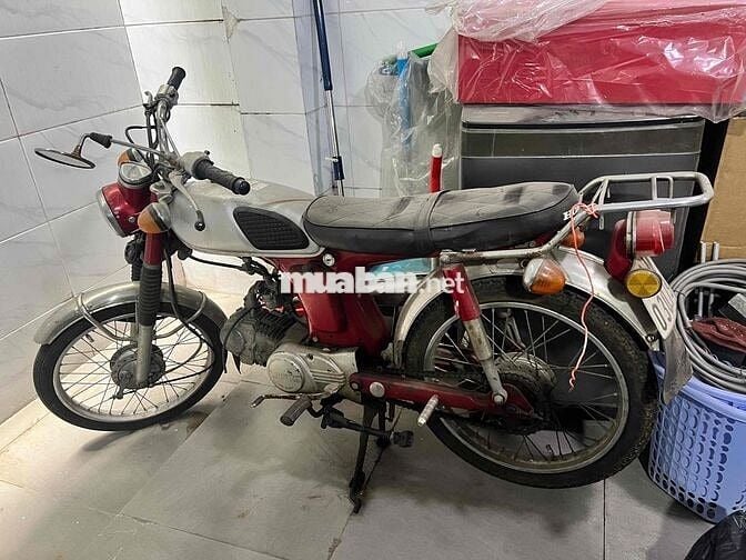 Honda Thể thao Xăng Đỏ Bạc