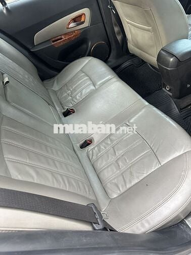 Chevrolet Cruze 1.8 Full 2013 Bạc AT