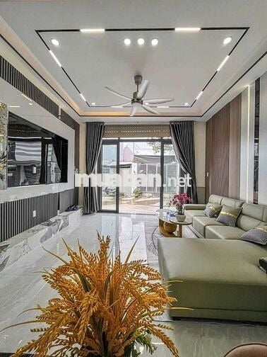 NHÀ 2 LẦU CAO CẤP - KDC DẦU KHÍ