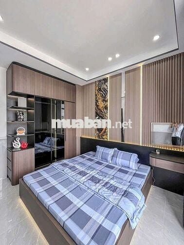 NHÀ 2 LẦU CAO CẤP - KDC DẦU KHÍ