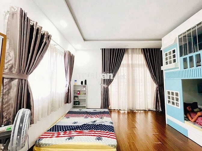 full nội thất dt 5x16m có 3pn 4wc hẻm 7m tx25 đẹp mới 