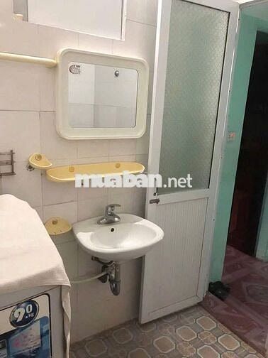 Cho thuê nhà Nguyễn Văn Cừ - Ô tô tránh - 4 PN - Giá 7tr