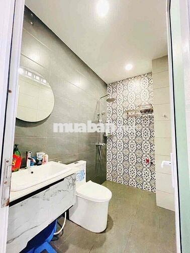 NHÀ 2 LẦU 5x17 HẺM 8M KHU ĐỒNG BỘ ĐẸP CÓ NỘI THẤT