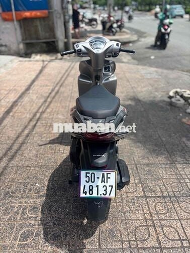 Honda Vision 2024 Bạc 600km