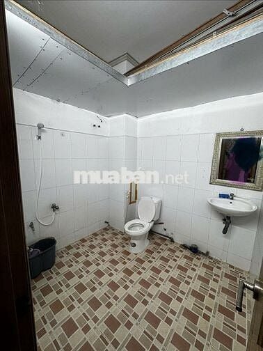 Nhà chính chủ mặt tiền Tô Hiến Thành Q.10 còn phòng Lầu 1, 24m2