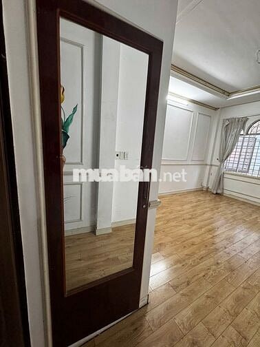 Nhà chính chủ mặt tiền Tô Hiến Thành Q.10 còn phòng Lầu 1, 24m2