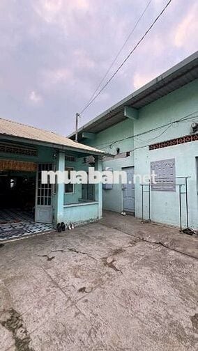 Cần bán gấp căn nhà gấp 4 và 10 phòng trọ