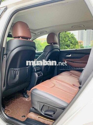Hyundai SantaFe Cao cấp 2.5L HTRAC sản xuất 2022