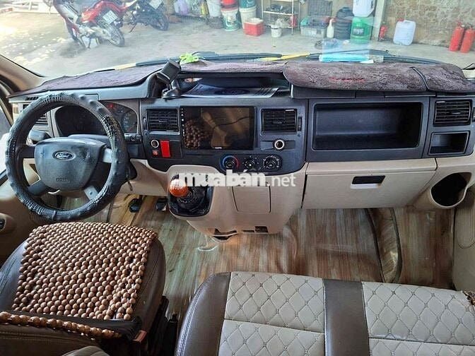 Ford Transit 2013  6 chỗ